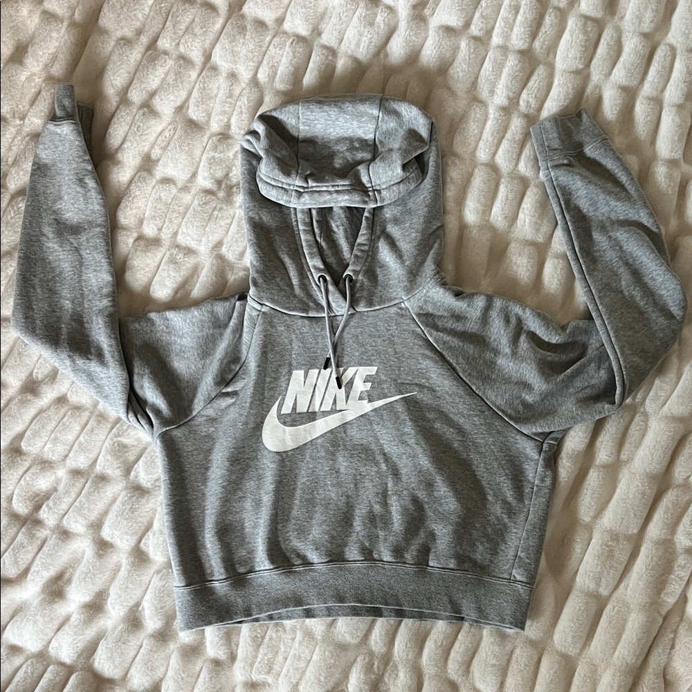 Nike Women's Heather Gray Cropped Hoodie